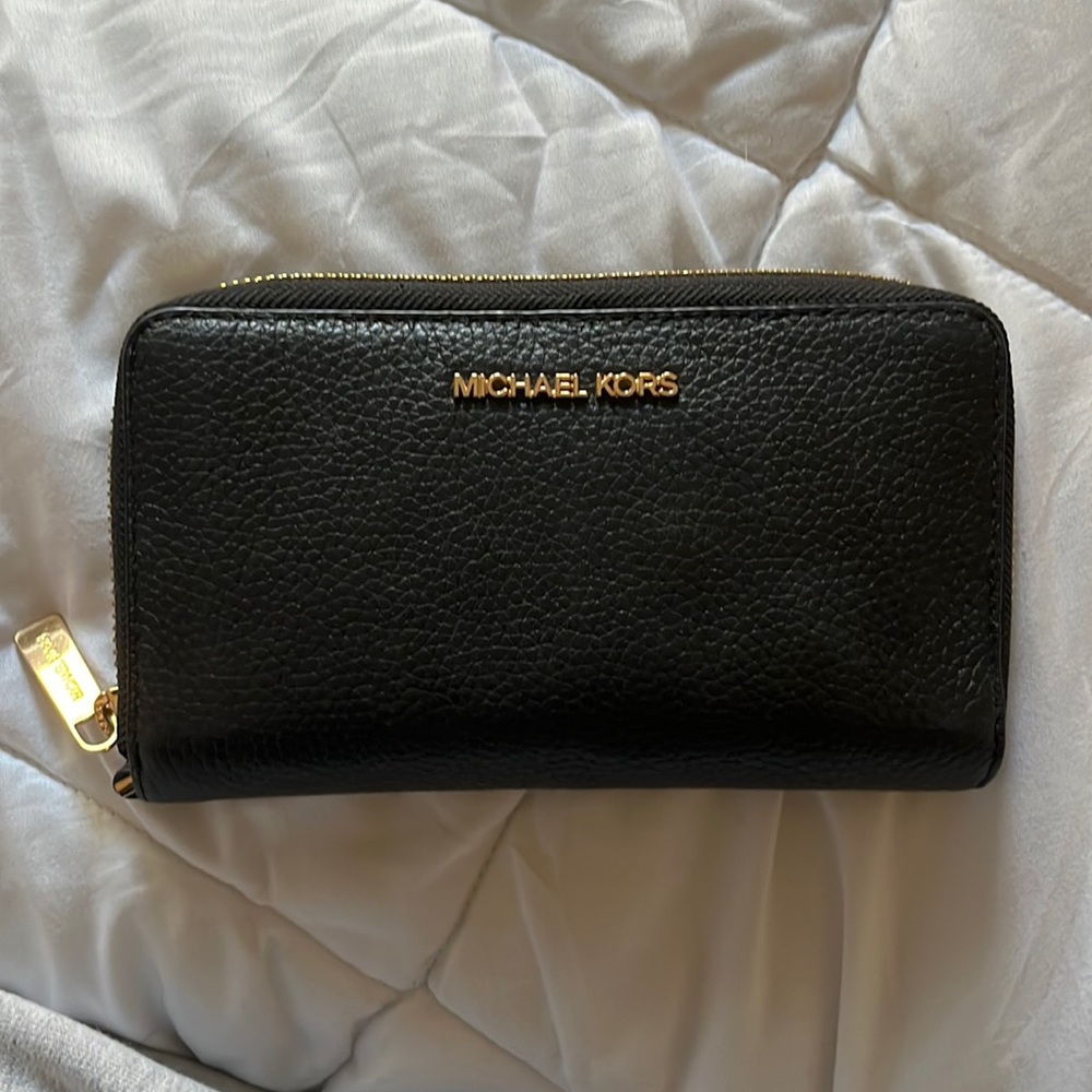 Michael Kors wallet